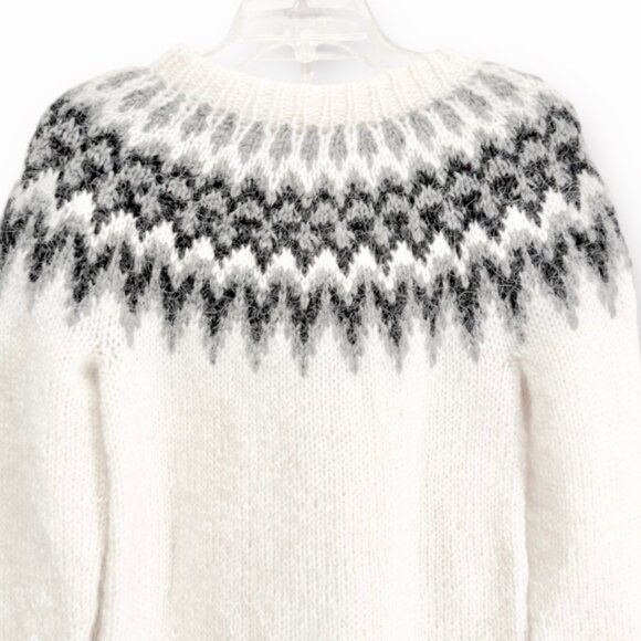 Hand Knit Icelandic Fair Isle Wool Crew Neck Sweater Winter White Grey Black - Picture 3 of 4
